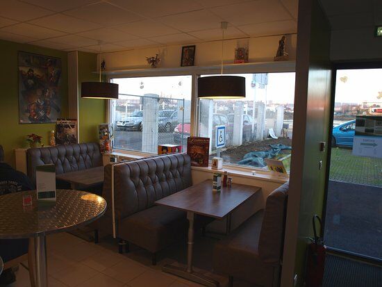 Gribouille Cafe